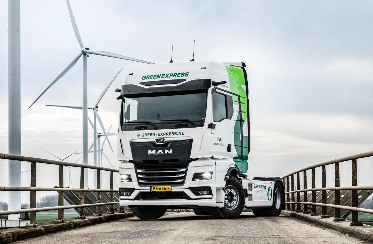 2025 elektrische trekker